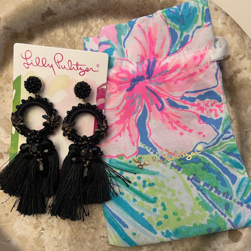 LIKE NEW - Black Lilly Pulitzer Earrings